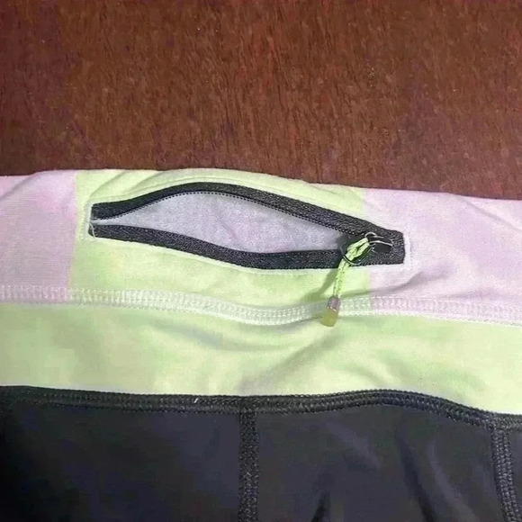 Lululemon Run: Inspire Crop II
Black / Tonka Stripe Clear Mint White - Picture 8 of 9